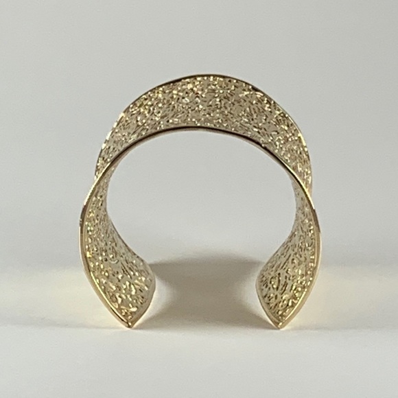Kendra Scott Ainsley Gold Plate Cuff Bracelet - Picture 4 of 5